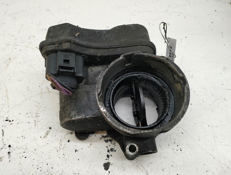 заслонка дроссельная Volkswagen Passat B6 2007, 2.0 л., дизель, МКПП, чёрный, универсал, 03G128063B