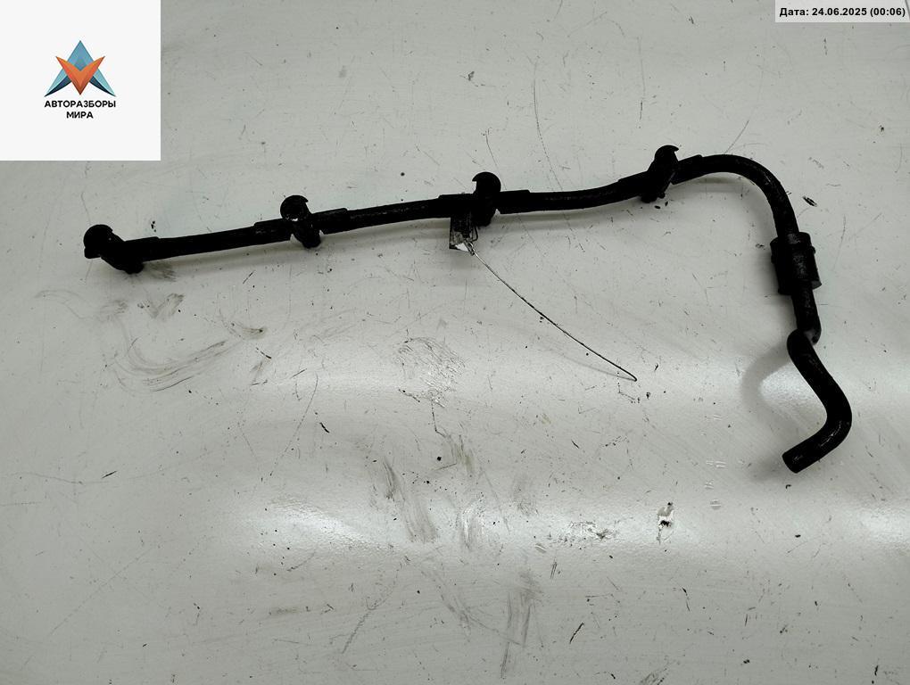 трубка топливная Volkswagen Golf 6 поколение 2011, 2.0 л., дизель, 928301101 - фото №1