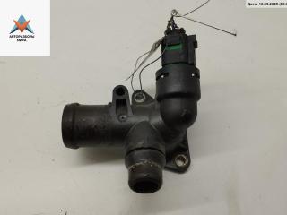 фланец (тройник) системы охлаждения Audi A4 B7 2005, 2.0 л., бензин, МКПП, серый, универсал, 06B121133D