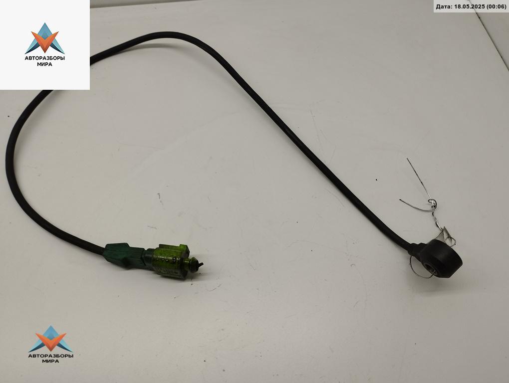 датчик детонации Audi A4 B7 2005, 2.0 л., бензин, МКПП, серый, универсал, 07D905377 - фото №1