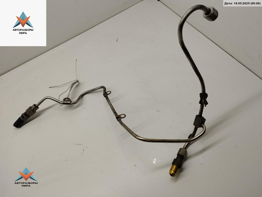 трубка ТНВД Audi A6 4F/C6 2004, 3.2 л., бензин, АКПП, чёрный, седан, 06E121509G - фото №1