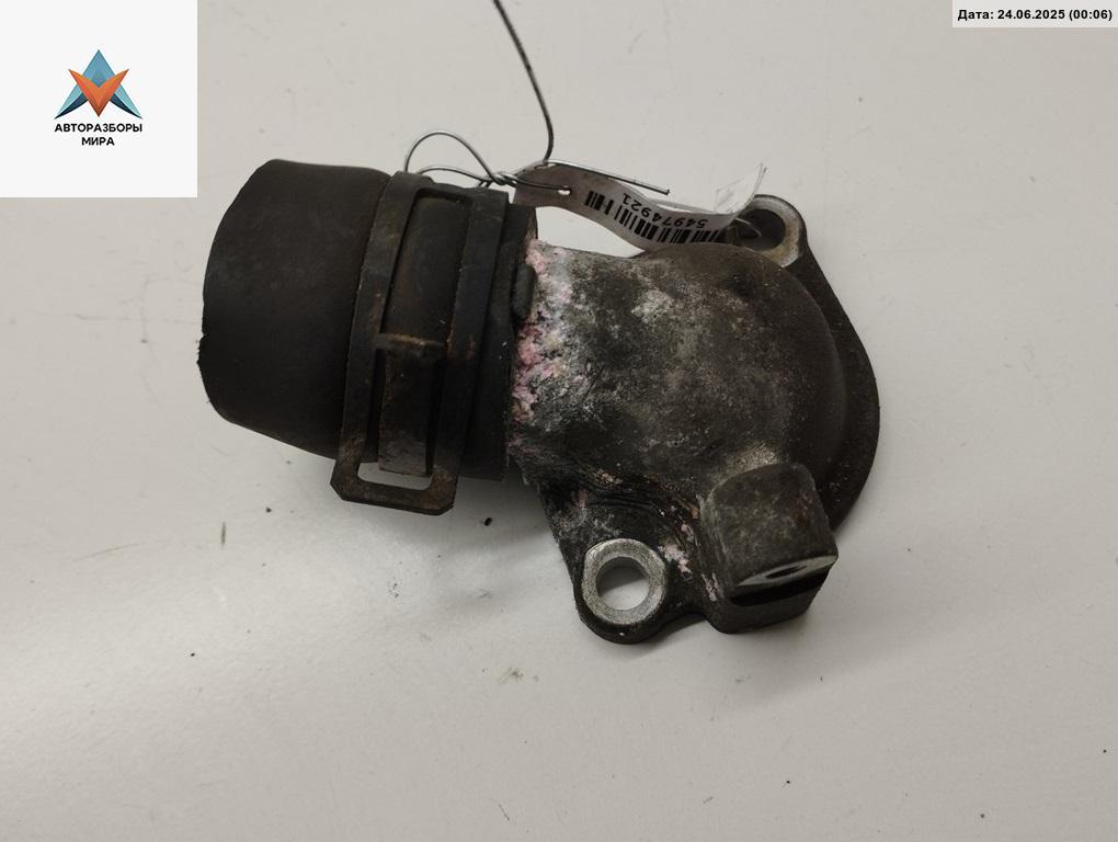 фланец (тройник) системы охлаждения Audi A8 D2/4D 1998, 4.2 л., бензин, АКПП, синий, седан - фото №1