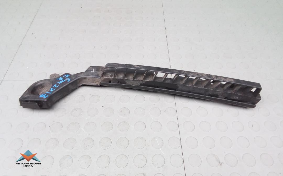 Крепление бампера заднего Skoda Fabia 3 поколение (NJ) 2015, 1.4 л., дизель, МКПП, хетчбэк 5 дв., 6V6807864 - фото №1