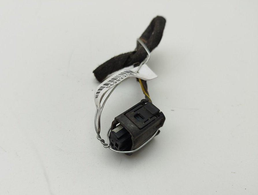 разъем (фишка) проводки BMW 5 E39 2002, 3.0 л., дизель, АКПП, чёрный, универсал, 1452049