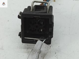 разъем (фишка) проводки Audi A4 B5 1996, 1.6 л., бензин, АКПП, серый, седан, 357919754