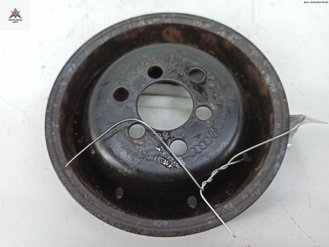 шкив насоса гидроусилителя Audi A4 B5 1996, 1.6 л., бензин, АКПП, серый, седан, 058145255C - фото №1