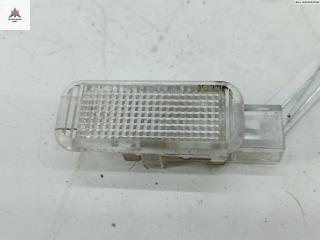 фонарь салона (плафон) Audi A4 B6 2004, 2.0 л., бензин, МКПП, серый, седан, 4B0947415