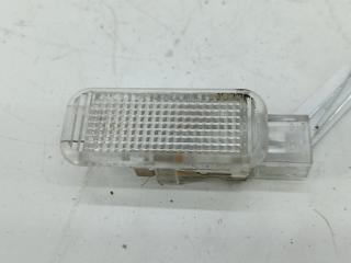 фонарь салона (плафон) Audi A4 B6 2004, 2.0 л., бензин, МКПП, серый, седан, 4B0947415