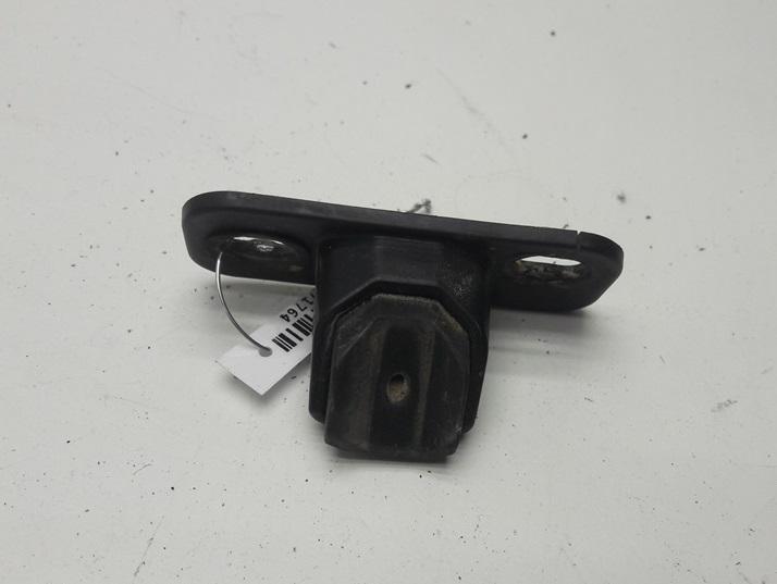 накладка двери (крышки) багажника Volkswagen Caddy 2005, 2.0 л., дизель, МКПП, белый, фургон, 2K0827679A
