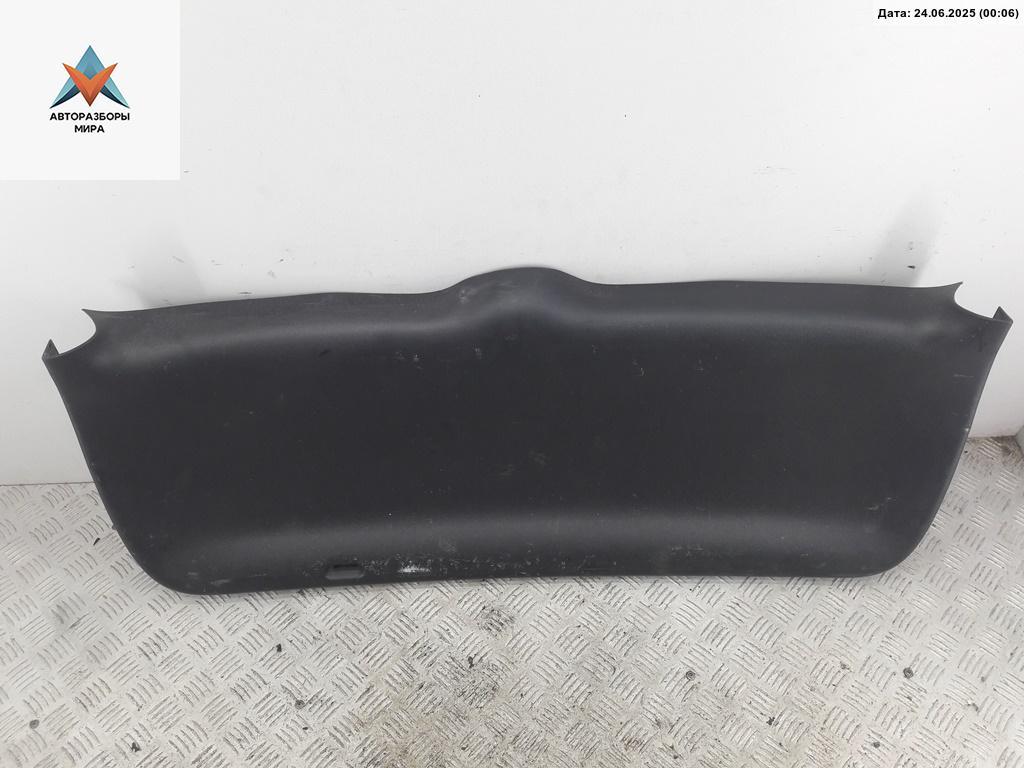 обшивка крышки багажника Skoda Octavia mk1 (A4 1U) 2003, 1.6 л., бензин, МКПП, серый, универсал, 1U9867607 - фото №1