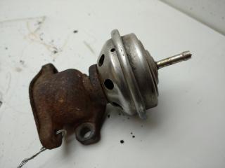 клапан EGR Volkswagen Transporter T4 2000, 1.9 л., дизель, МКПП, красный, микроавтобус, 028131501E