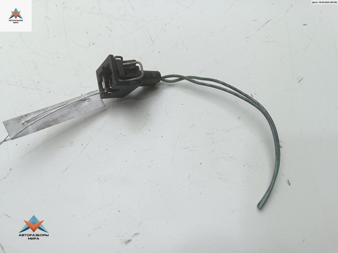 разъем (фишка) проводки Mercedes-Benz C-Класс W202/S202 1996, 1.8 л., бензин, МКПП, серый, седан - фото №1