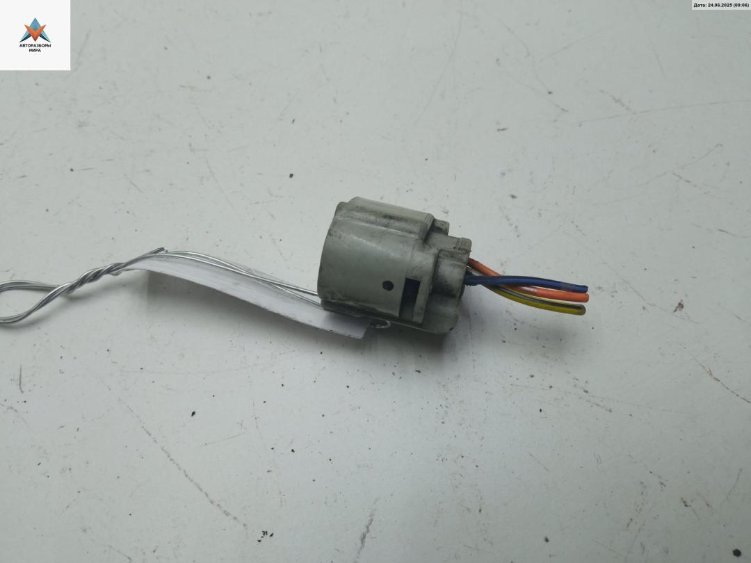 разъем (фишка) проводки Honda Civic 6 поколение 1997, 1.4 л., бензин, МКПП, зелёный, хетчбэк 3 дв. - фото №1