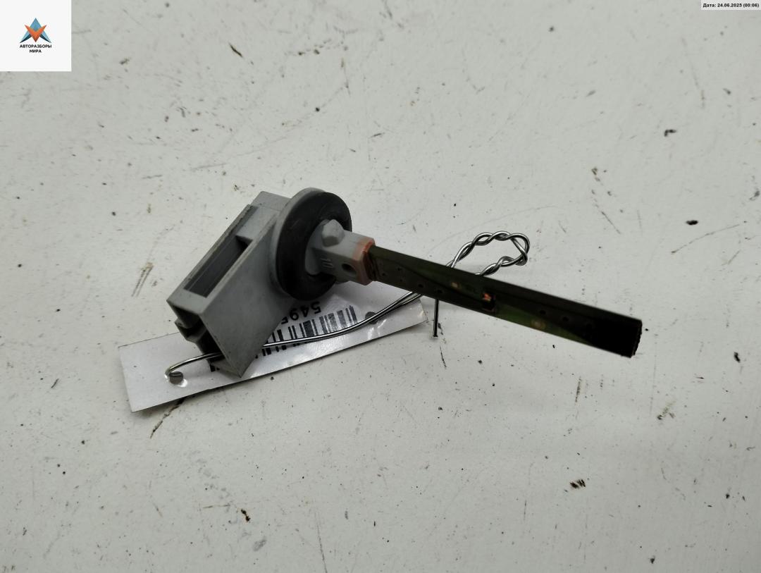 датчик температуры Volkswagen Touran 1 поколение 2004, 1.6 л., бензин, МКПП, серый, минивэн, 4B0820539 - фото №1