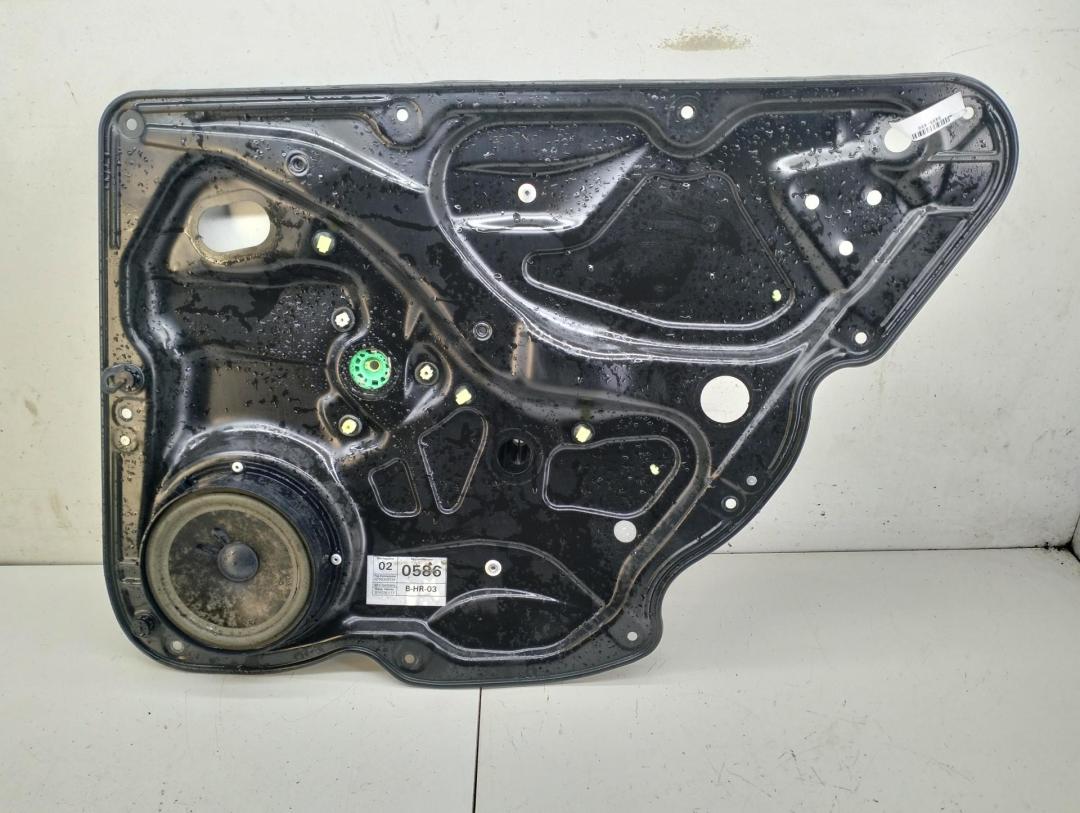 стеклоподъемник электрический задний правый Volkswagen Passat B6 2007, 2.0 л., дизель, МКПП, чёрный, универсал, 3C4839756H