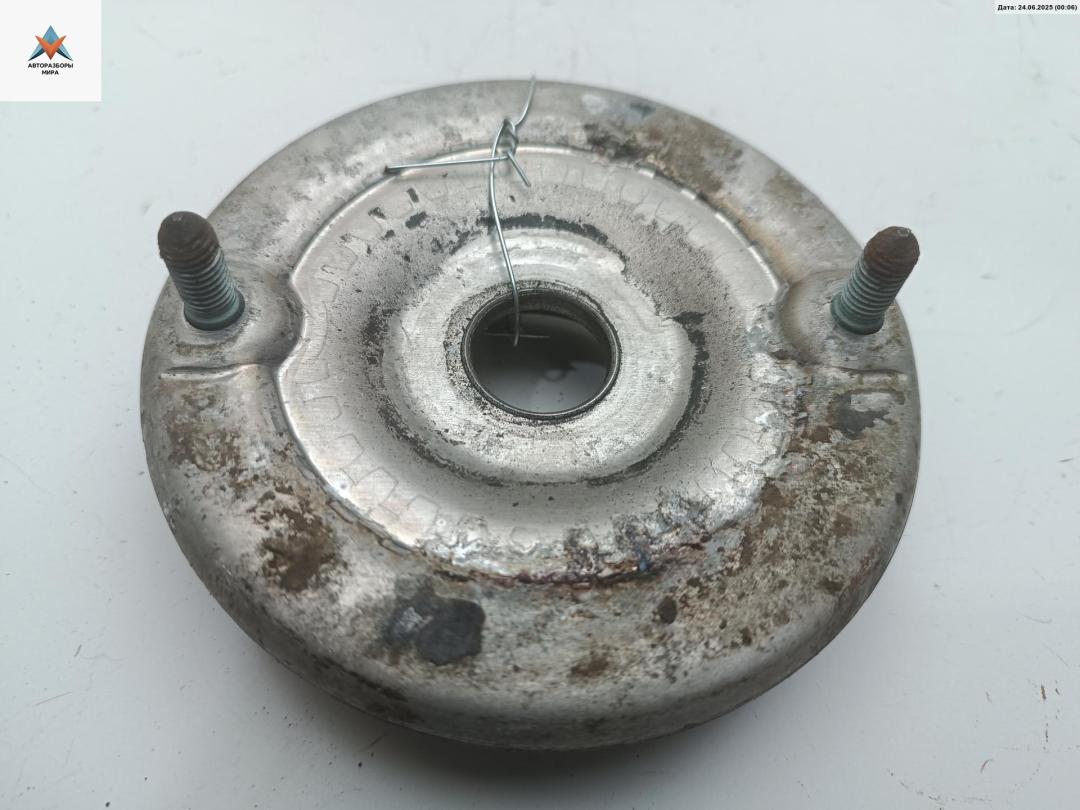 Опора амортизатора переднего (верхняя) Audi A6 4B/C5 2000, 2.7 л., бензин, АКПП, зелёный, универсал, 8D0412111C - фото №1