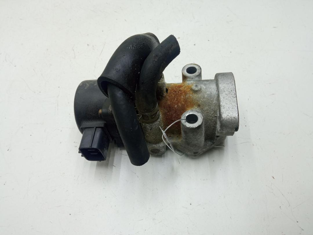 клапан EGR Mitsubishi Space Runner 2000, 2.4 л., бензин, МКПП, красный, минивэн