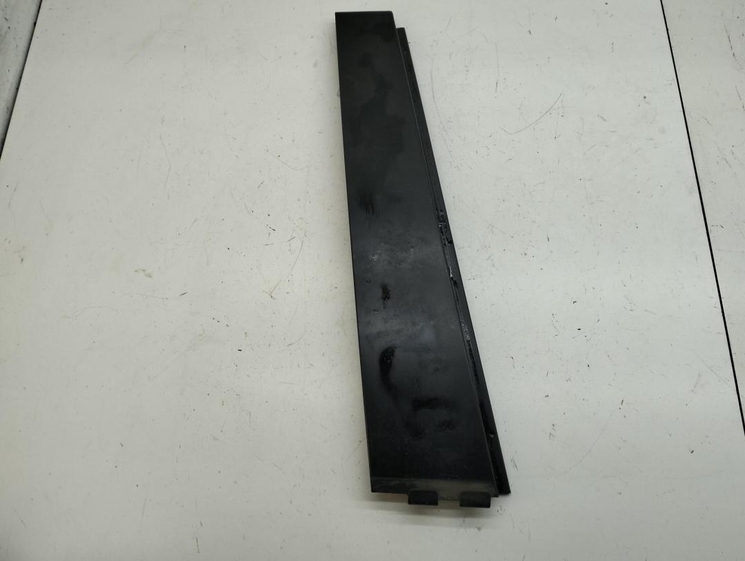 накладка двери (крышки) багажника Volkswagen Passat B6 2007, 2.0 л., дизель, МКПП, чёрный, универсал, 3C0839902
