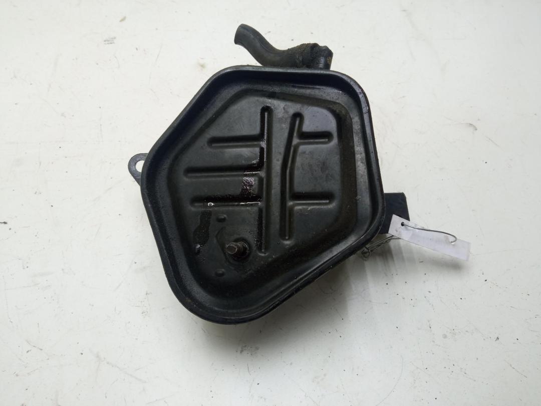 маслоотделитель (сапун) Honda Civic 1997, 1.4 л., бензин, МКПП, зелёный, хетчбэк 3 дв.