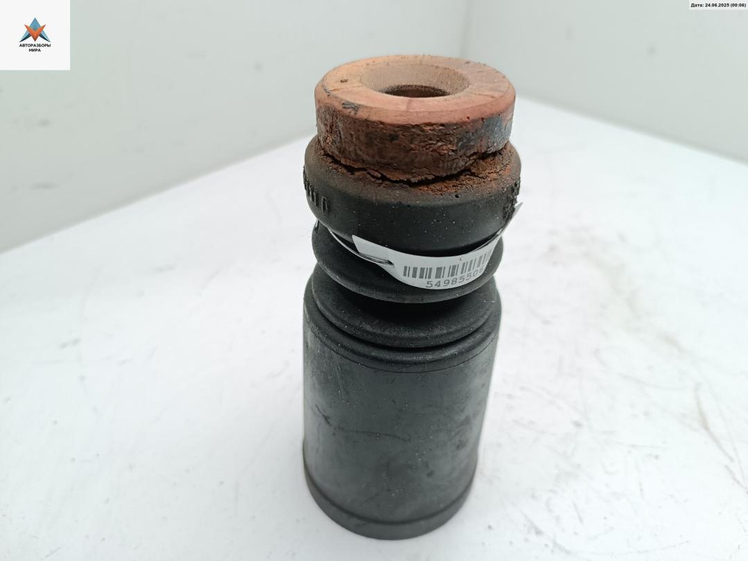 пыльник и отбойник амотртизатора Audi A4 B5 1995, 1.8 л., бензин, МКПП, синий, седан, 8D0412131D - фото №1