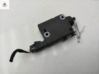 активатор замка багажника Opel Vectra B [рестайлинг] 2001, 2.2 л., бензин, МКПП, серый, седан, 90460062