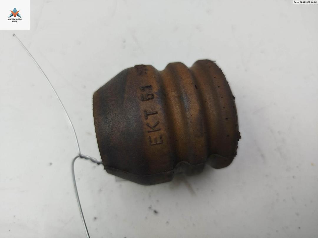 пыльник и отбойник амотртизатора Opel Astra G 2000, 1.8 л., бензин, МКПП, серый, универсал, 90497363 - фото №1