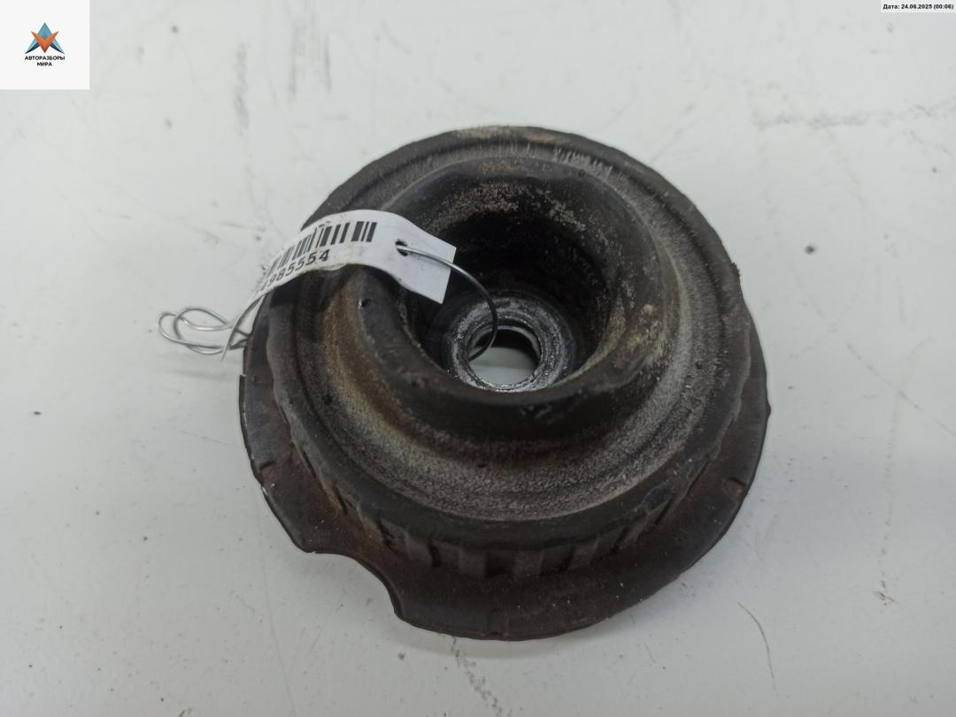 Опора амортизатора переднего (верхняя) Audi A4 B5 1996, 1.8 л., бензин, МКПП, синий, универсал, 4D0412377F - фото №1