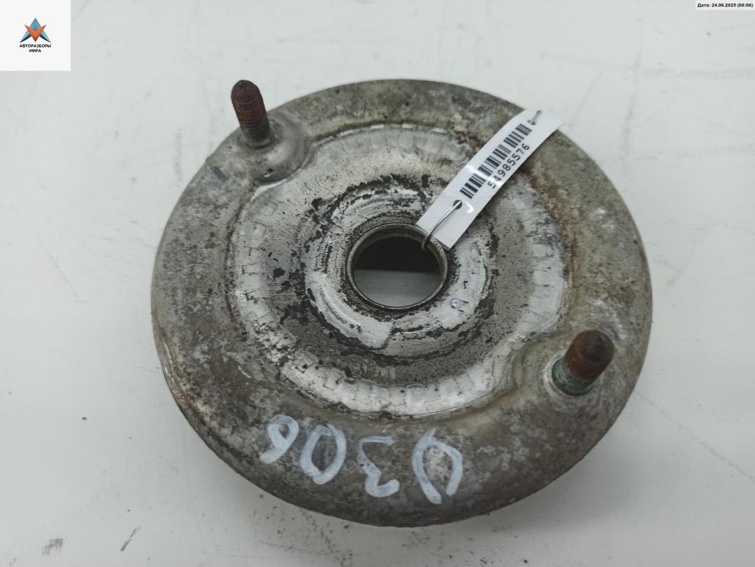 Опора амортизатора переднего (верхняя) Audi A6 4B/C5 1999, 2.8 л., бензин, АКПП, серый, универсал, 8D0412111C - фото №1