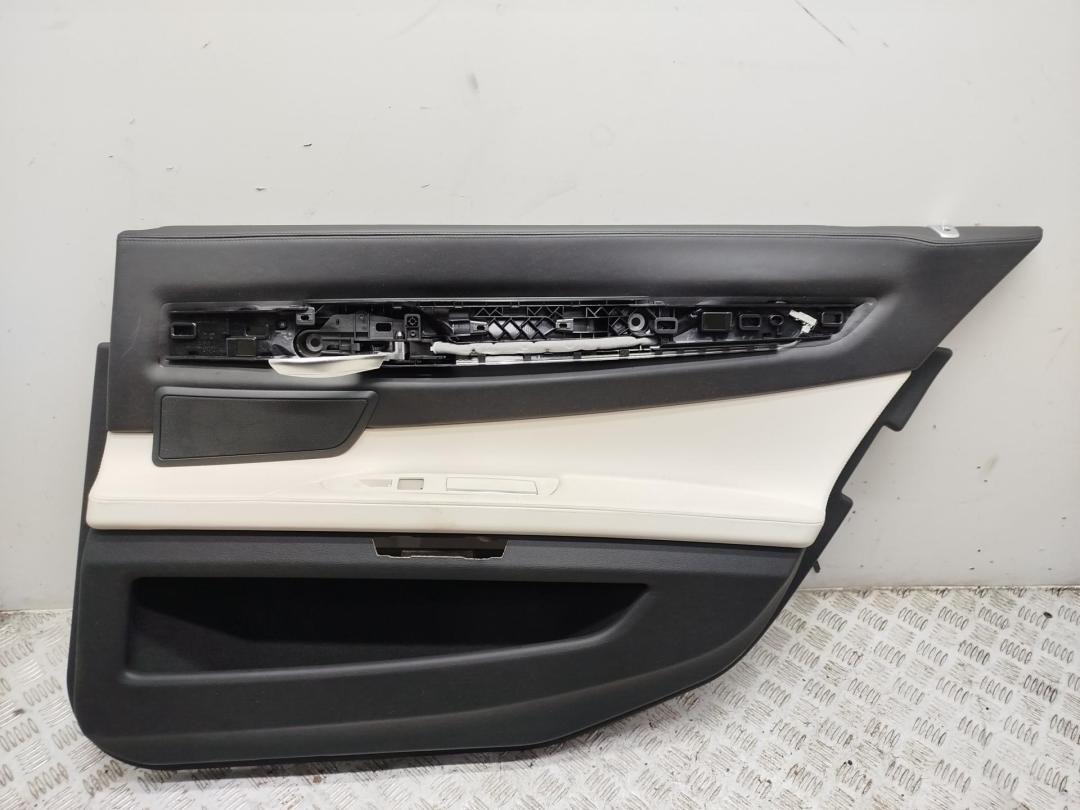 обшивка двери задняя правая BMW 7 F01/F02 2012, 3.0 л., гибрид, АКПП, серый, седан