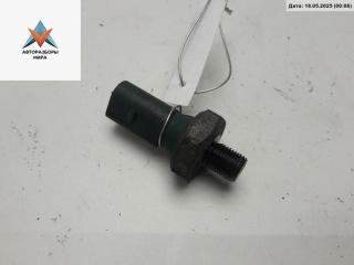 датчик давления масла Volkswagen Bora 1 поколение 2001, 1.6 л., бензин, МКПП, синий, седан