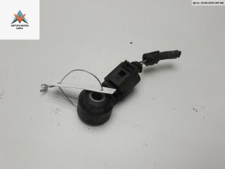 датчик детонации Volkswagen Golf 5 поколение 2005, 1.4 л., бензин, МКПП, синий, хетчбэк 3 дв.