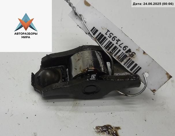 коромысло клапана (рокер) Volkswagen Golf 5 поколение 2005, 1.4 л., бензин, МКПП, синий, хетчбэк 3 дв., BCA - фото №1