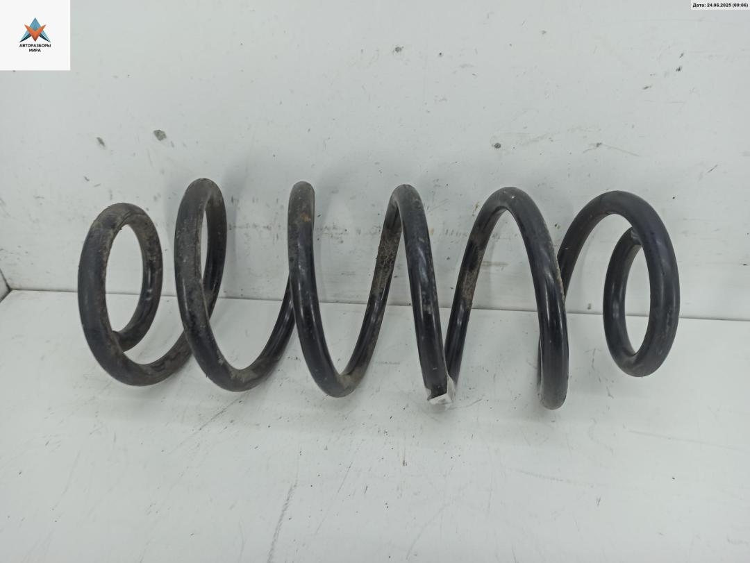 пружина передняя Audi A4 B5 1996, 1.8 л., Ti, бензин, АКПП, зелёный, универсал - фото №1