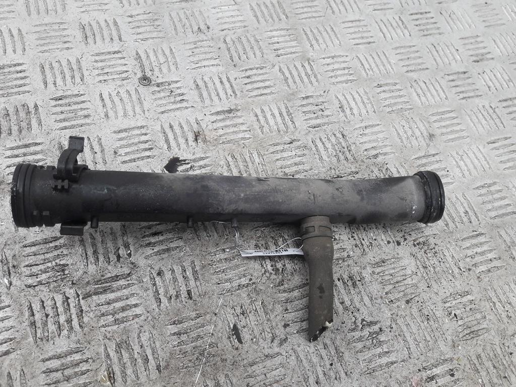 трубка охлаждающей жидкости Volkswagen Golf-5 2005, 1.4 л., бензин, МКПП, 032121065G