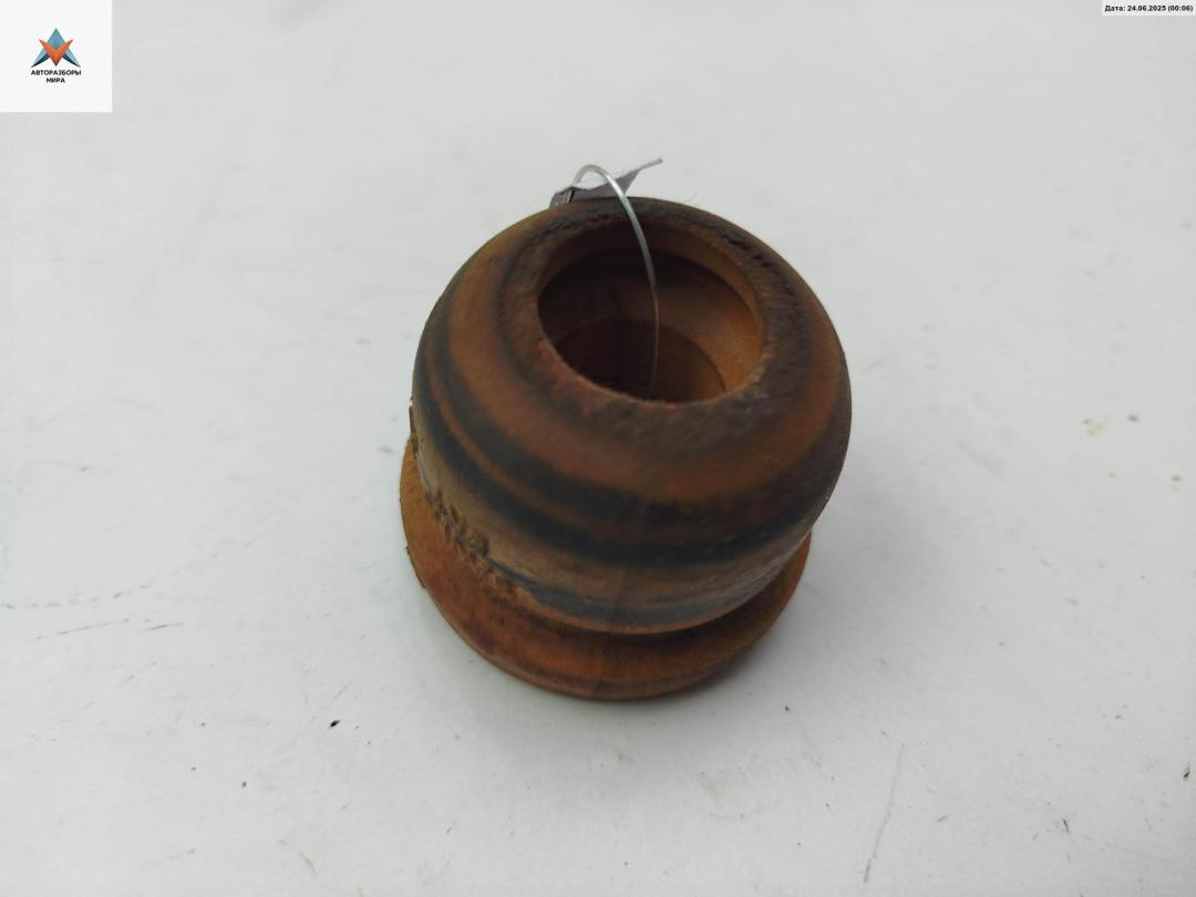 пыльник и отбойник амотртизатора Opel Vectra C 2003, 1.8 л., бензин, МКПП, красный, хетчбэк 5 дв., 13117280 - фото №1