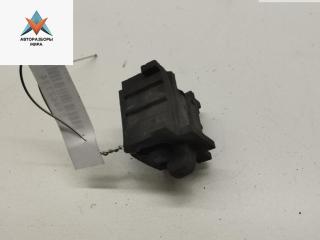 кронштейн радиатора Audi A8 D2/4D 1998, 4.2 л., бензин, АКПП, синий, седан