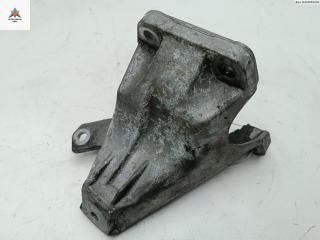 кронштейн двигателя Audi A4 B6 2002, 2.5 л., дизель, АКПП, серый, универсал, 8E0199308J