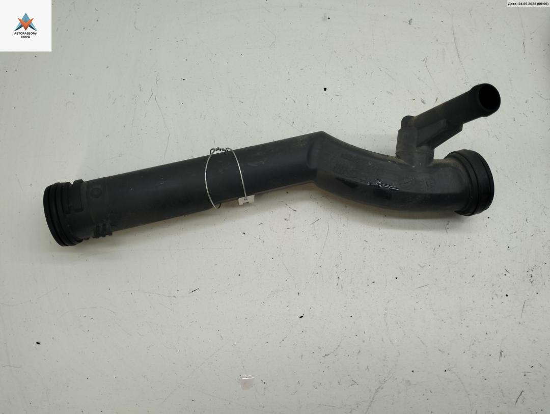 трубка охлаждающей жидкости Skoda Fabia 2 поколение (5J) 2009, 1.2 л., бензин, МКПП, 03D121026F - фото №1