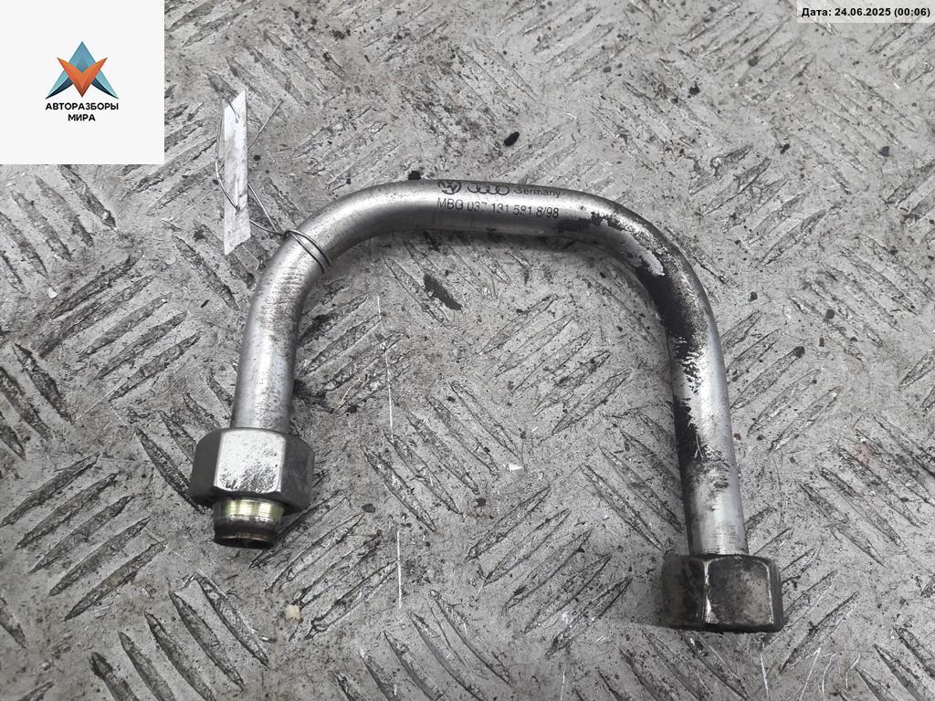 трубка системы рециркуляции EGR Volkswagen Golf 4 поколение 1998, 2.0 л., бензин, АКПП, серый, хетчбэк 5 дв., 037131581 - фото №1