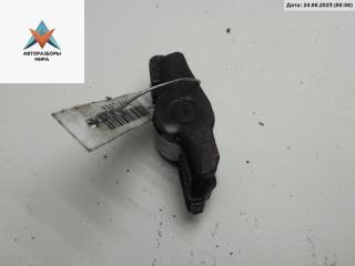 коромысло клапана (рокер) Volkswagen Golf 4 поколение 2001, 1.4 л., бензин, МКПП, серый, хетчбэк 5 дв., AXP