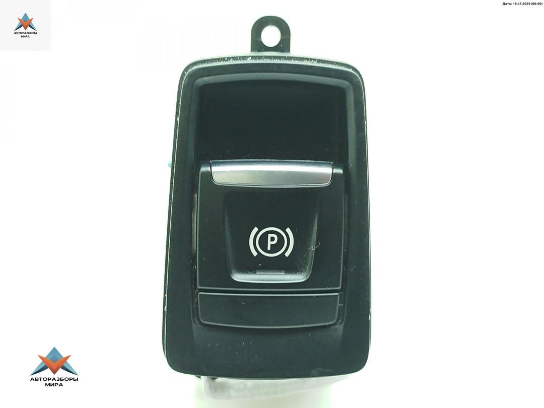 кнопка ручного тормоза (ручника) BMW 2 Tourer F45/F46 2019, 1.5 л., гибрид, АКПП, чёрный, минивэн, 6822524, 61316822524 - фото №1