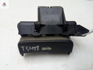 ручка открывания капота Chrysler Voyager 3 поколение 1999, 2.4 л., бензин, МКПП, красный, минивэн