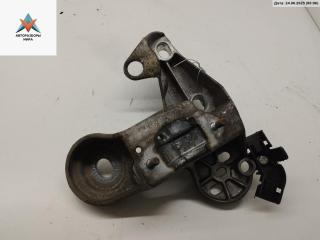 крепление стабилизатора / втулки стабилизатора Audi A4 B5 1996, 2.6 л., бензин, АКПП, серый, седан, 8D0199352H