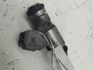 форсунка Volkswagen Golf 4 поколение 1998, 1.4 л., бензин, МКПП, красный, хетчбэк 5 дв., 036031C