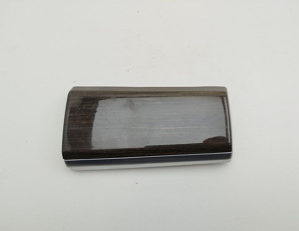 накладка на торпедо (консоль) BMW 7 F01/F02 2012, 3.0 л., гибрид, АКПП, серый, седан, 9192351