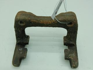 скоба суппорта Volkswagen Golf 5 поколение 2004, 1.4 л., бензин, МКПП, серый, хетчбэк 5 дв.