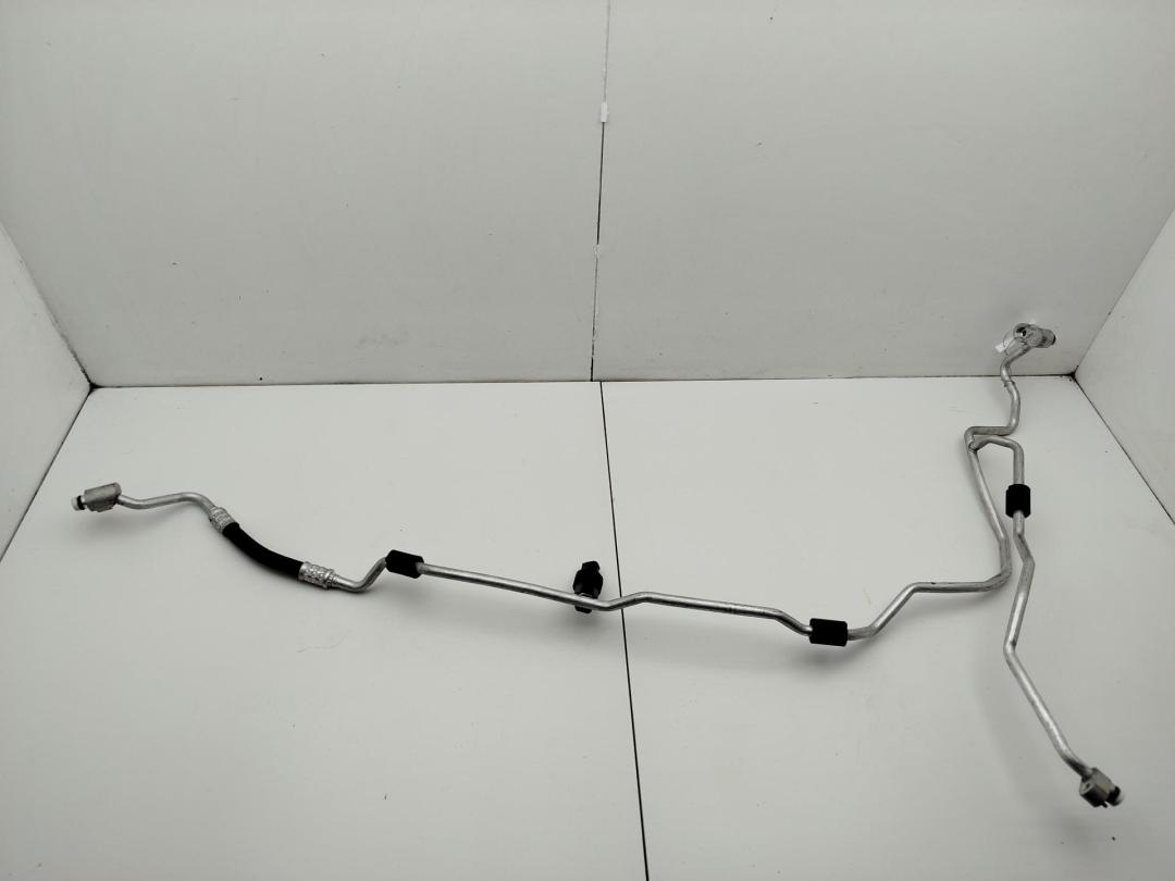 трубка кондиционера BMW 7 F01/F02 2012, 3.0 л., гибрид, АКПП, серый, седан, 9141958, 64539253581, 9253581