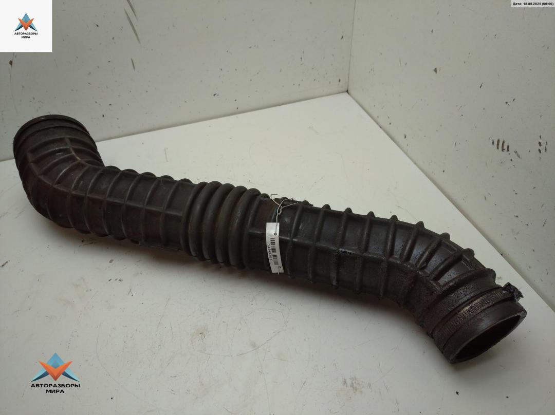 патрубок воздушного фильтра Fiat Ducato 2 поколение 1997, 2.5 л., дизель - фото №1