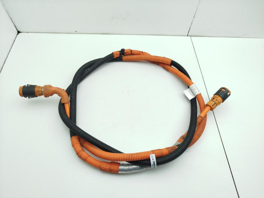 провод высоковольтный BMW 2 Tourer F45/F46 2019, 1.5 л., гибрид, АКПП, чёрный, минивэн, 682411