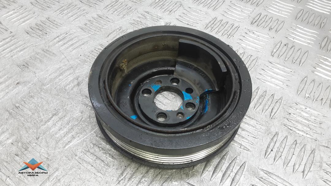 шкив коленвала Skoda Fabia 3 поколение (NJ) 2015, 1.4 л., дизель, МКПП, хетчбэк 5 дв., 04B105243B - фото №1